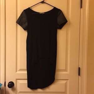 High-lo shirt with faux leather short sleeves